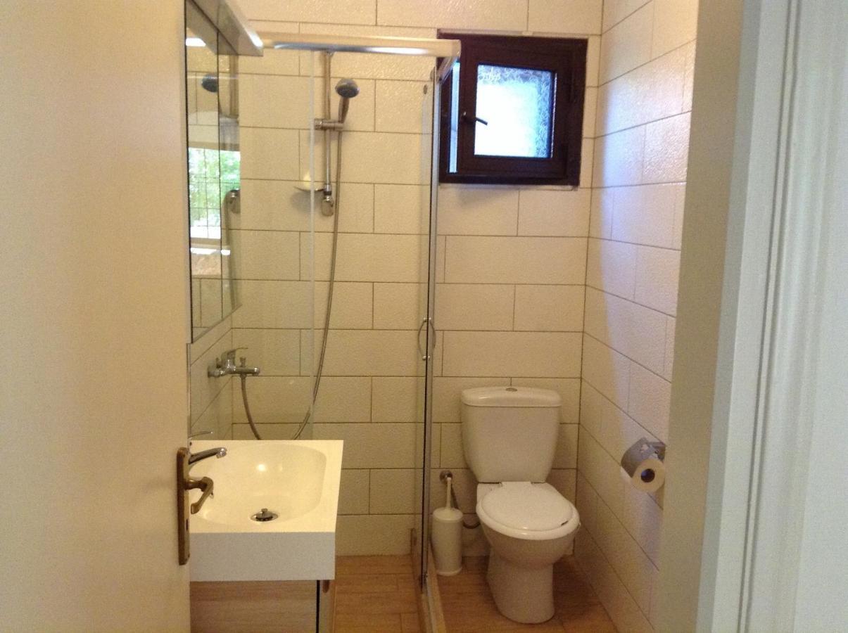 Gialova garden bungalow Bagian luar foto