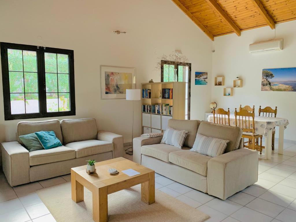 Gialova garden bungalow Bagian luar foto
