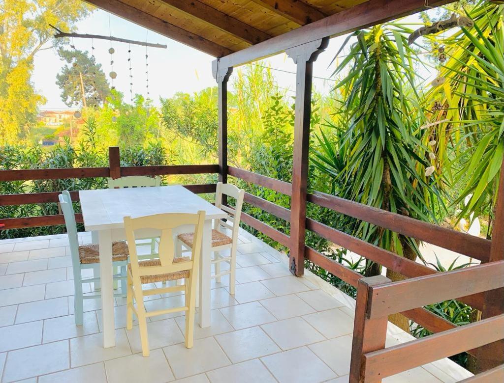 Gialova garden bungalow Bagian luar foto